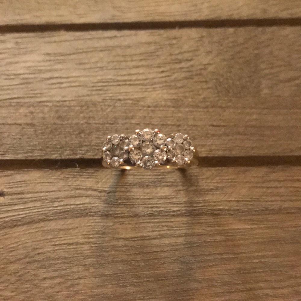 14k gold and diamond ring